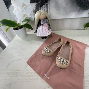 Miu Miu 💯 authentic Cream Flats with Crystal Details Size 37👠